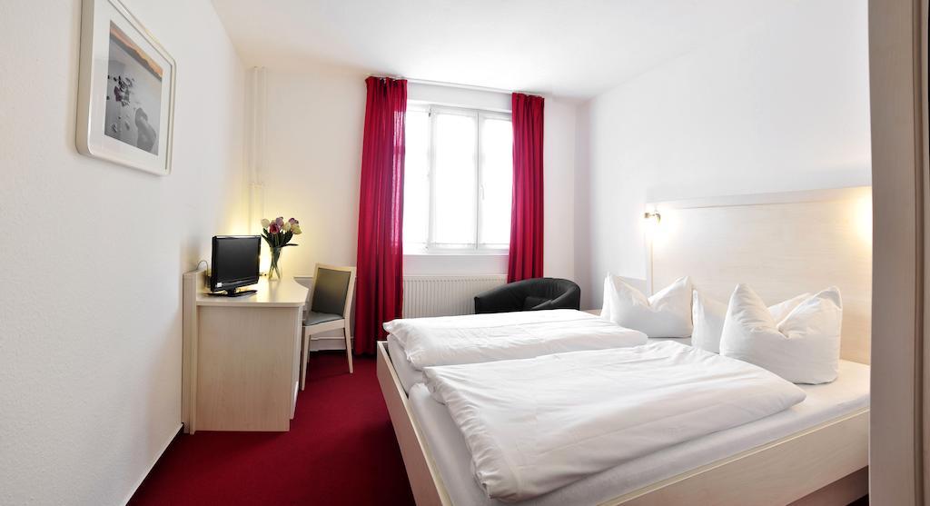 Apart Hotel Ferdinand Berlin Luaran gambar
